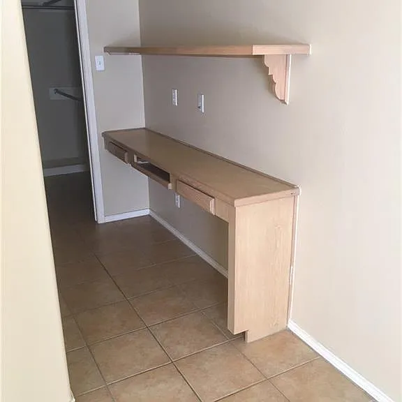 2503 Salvatierra Ave #11 — Photo 9