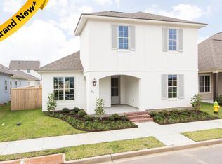 107 Catamaran Dr, Youngsville, LA 70592