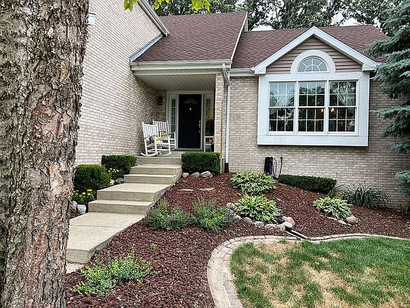 2nd image of 120 Schmidt Dr