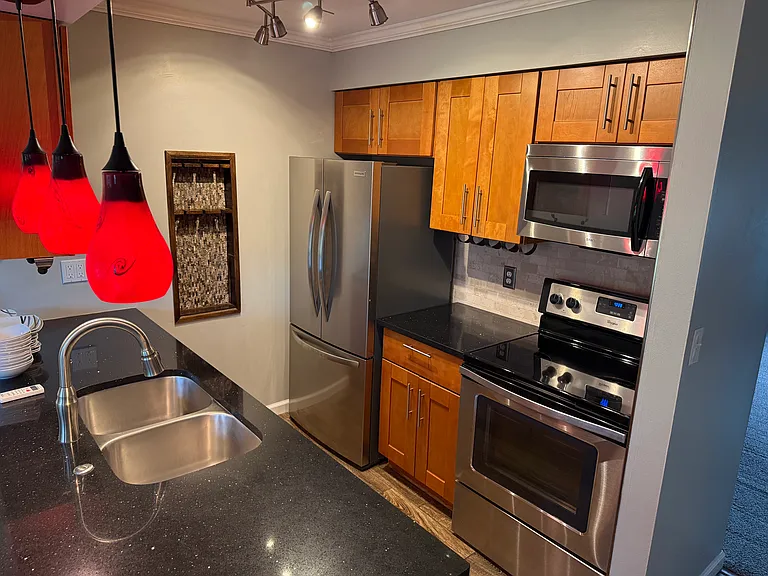 275 Evergreen Dr — Photo 8
