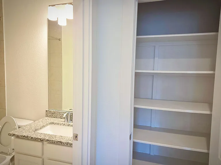 150 Elisha Dr — Photo 16