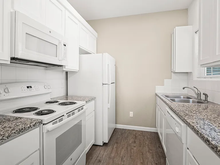 2451 Pelican Way — Photo 2