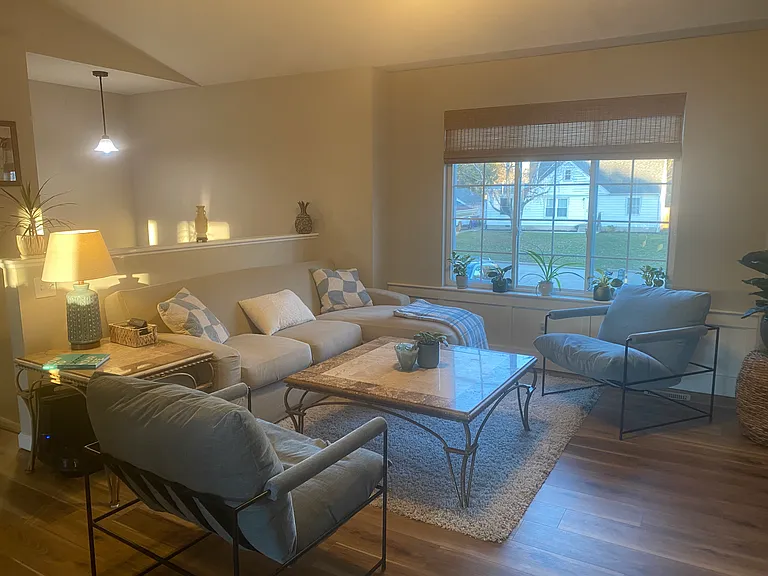 525 Winona Ave NW #1 — Photo 8