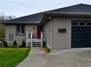 1264 Arrowhead Dr, Crossville, TN 38572