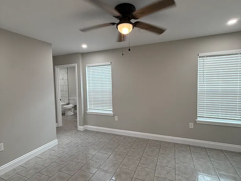 24672 Chestnut St — Photo 4