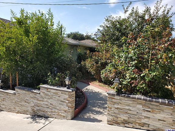 2nd image of 3304 Alabama St