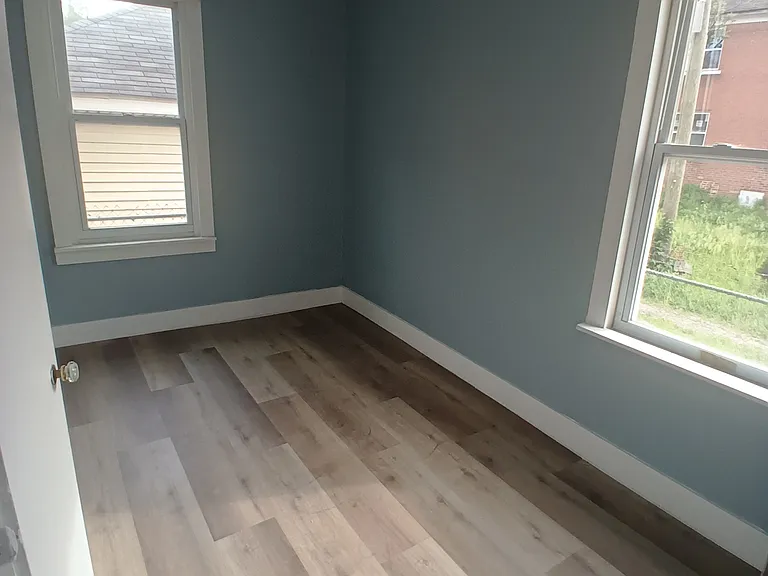 2417B Lasalle St #2417 — Photo 4