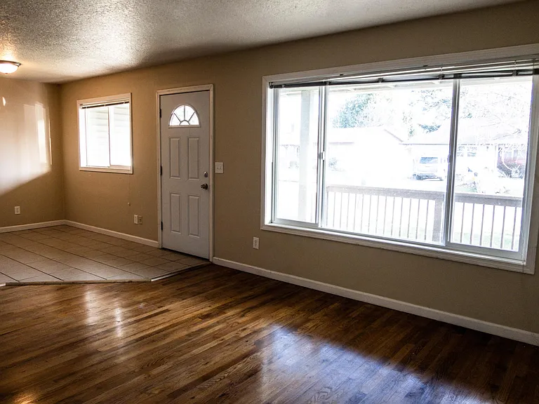 15437 SE Stephens Ct #A — Photo 5