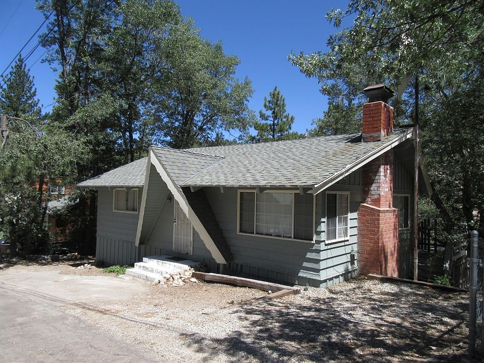 1st image of 32934 Squirrel Dr