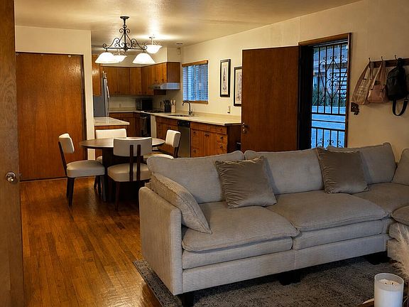 5th image of 1561 E 10TH Street