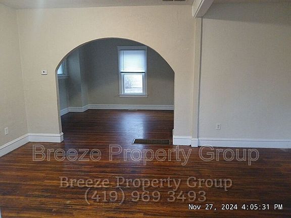 3rd image of 705 Nicholas St