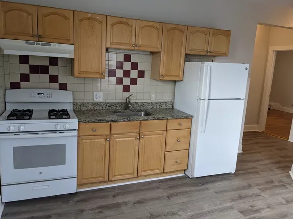 25 Hooper St, Chelsea, MA