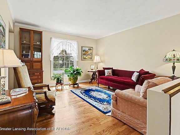5th image of 2876 Colony Dr