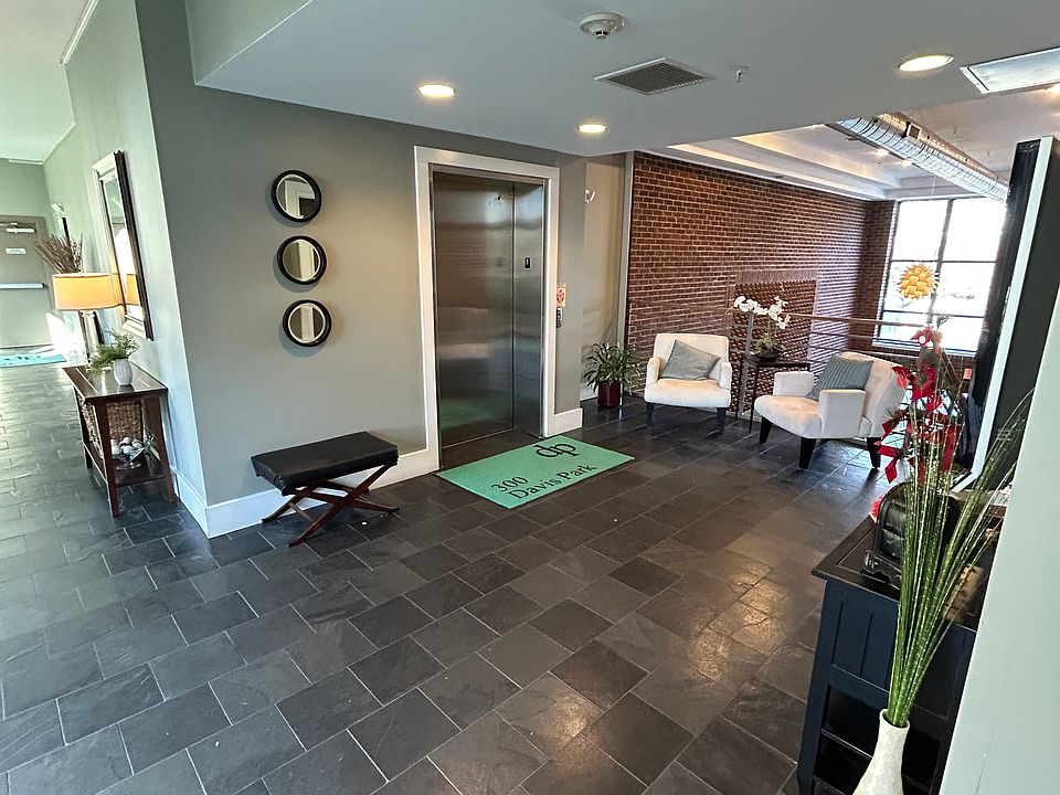 1st image of 300 Finsbury St APT 308