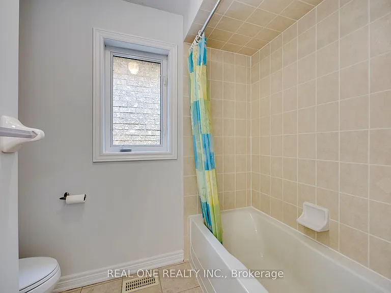 1126 Woodington Ln — Photo 35