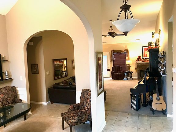 Open plan; vaulted ceilings