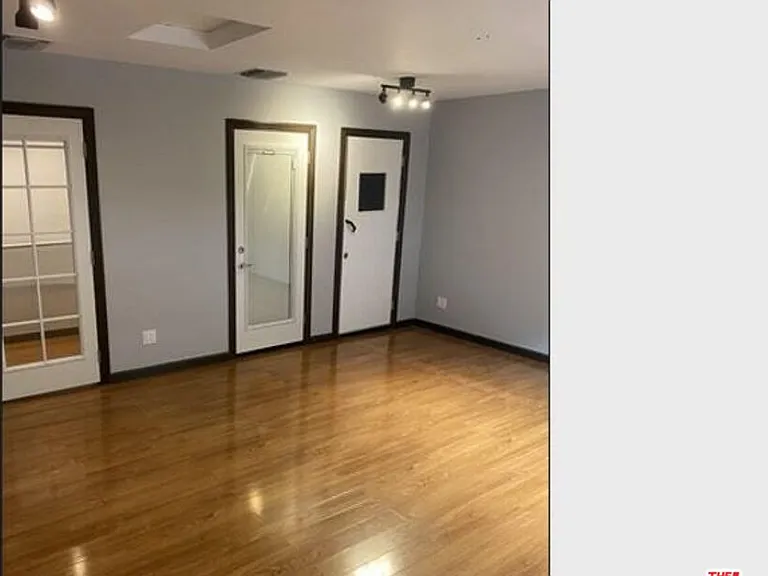 8120 Winsford Ave — Photo 25