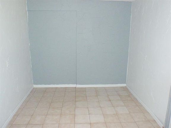 5th image of 1309 Jasper St