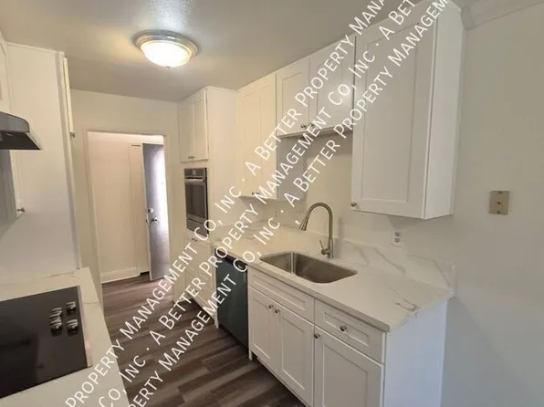 12200 Montecito Rd, Seal Beach, CA