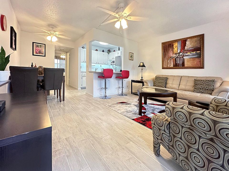 1st image of 215 Durham #215