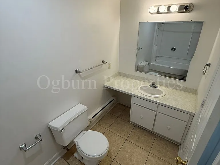 245 Corona St — Photo 6