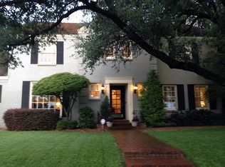 3756 Country Club Cir, Fort Worth, TX 76109