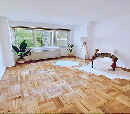 Sold by Engel & Völkers New York City | media 9