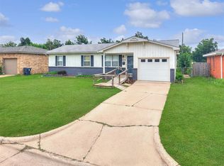 6804 NW 59th St, Bethany, OK 73008