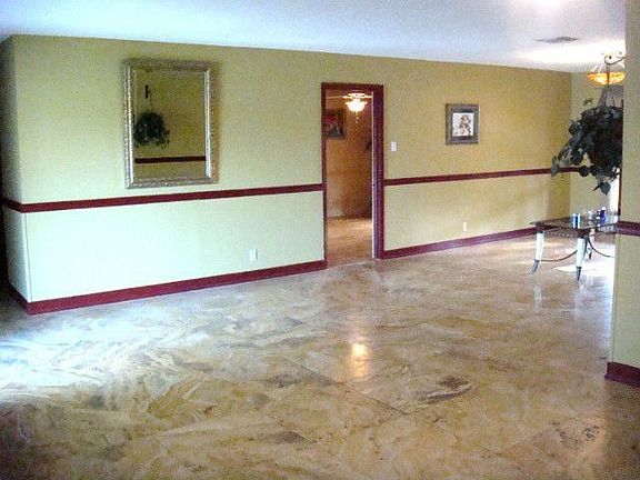 5th image of 16776 Golfview Dr
