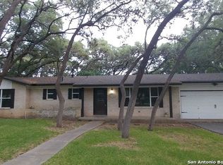 226 Donella Dr, Hollywood Park, TX 78232