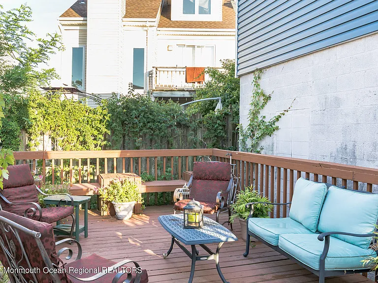 51 Seadrift Ave — Photo 25