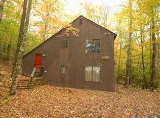 24 Draper Mill Rd, Grantham, NH 03753