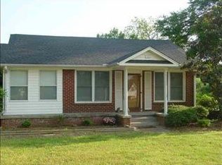 107 W Main St, Duncan, SC 29334