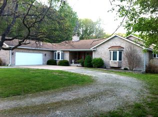 105 Dry Creek Rd, Fenton, MO 63026