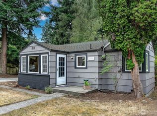 13753 Ashworth Ave N, Seattle, WA
