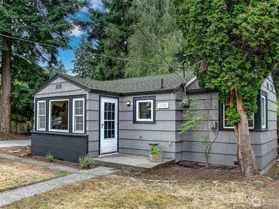 13753 Ashworth Avenue N, Seattle, WA, 98133