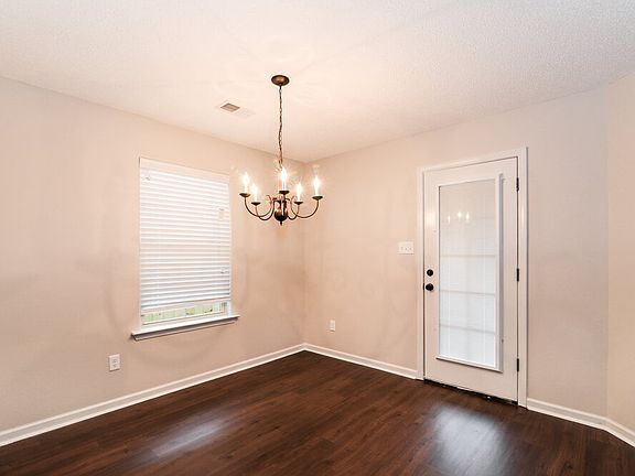 4th image of 9459 Darren Cir S