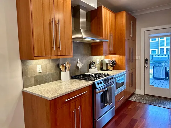 109 D St Unit 2, South Boston, MA 02127