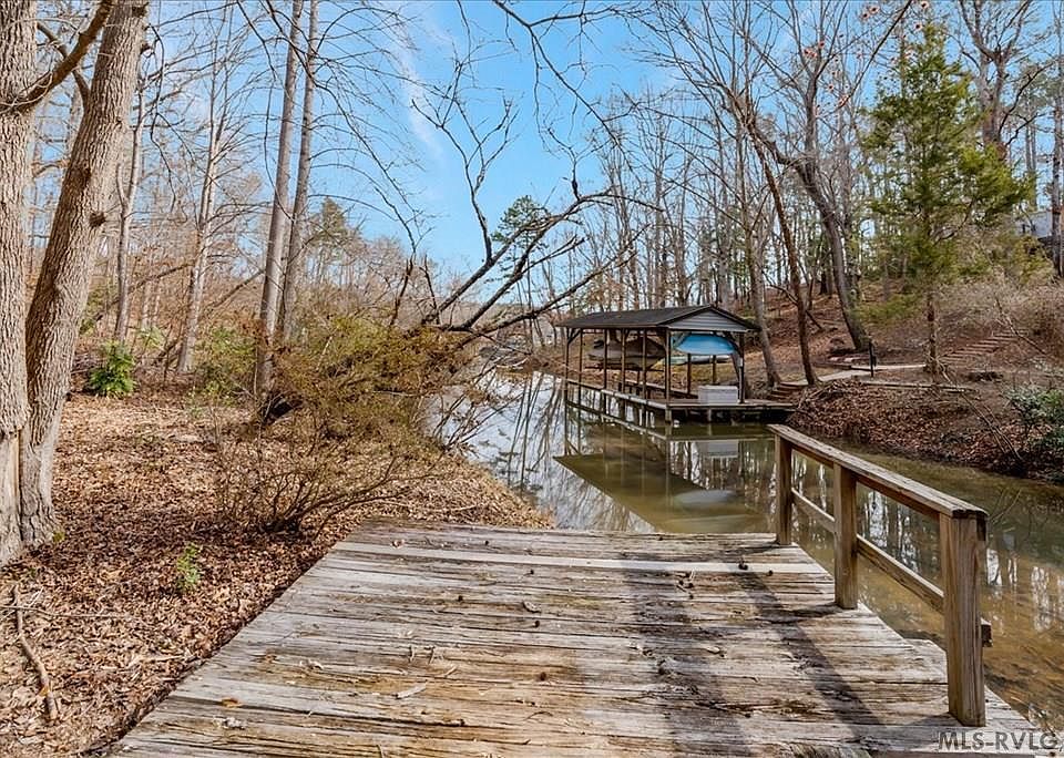 1st image of 306 Forest Ct