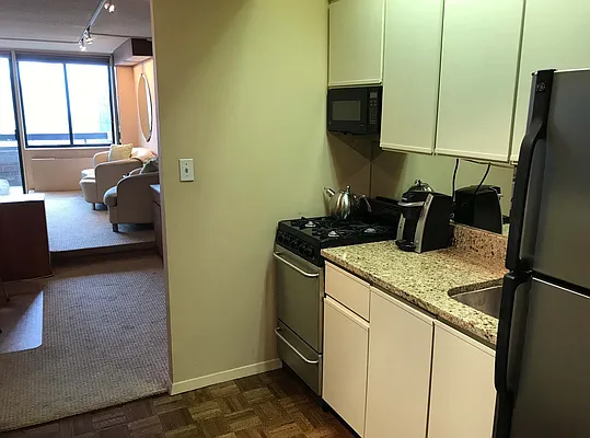 Rented by Realty Group International | media 19