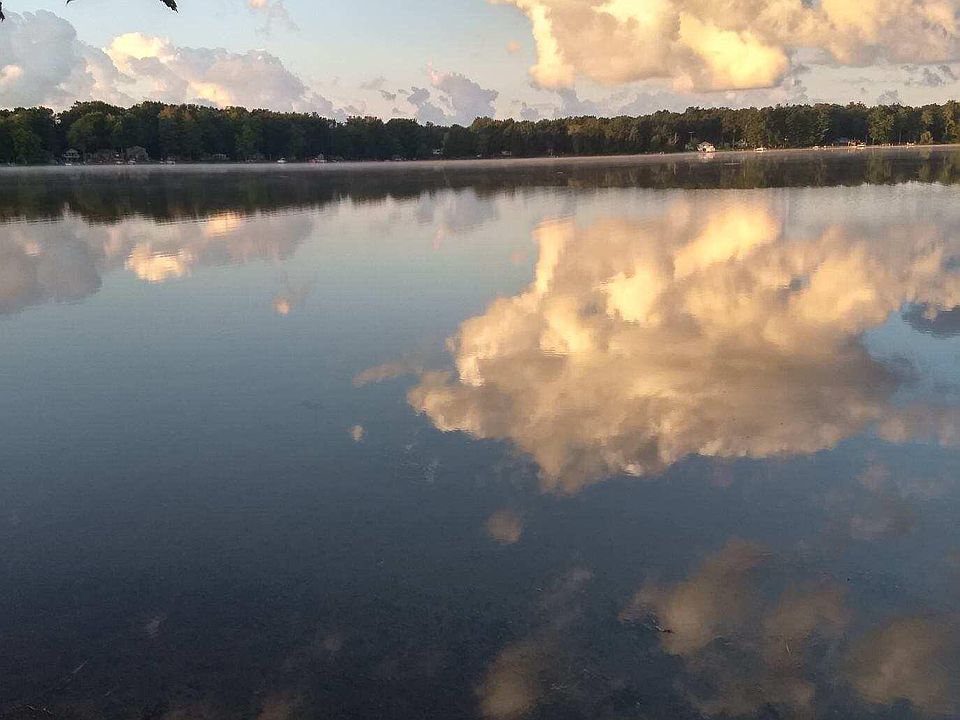 1013 54th St, Pullman, MI 49450 Zillow