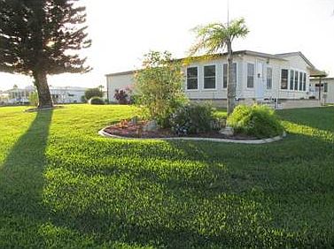 3rd image of 2765 Tanager Ln