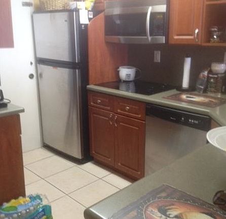 5th image of 2899 Collins Ave APT 1733