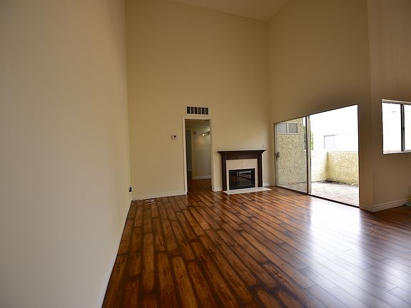 3rd image of 333 W Loraine St APT 113