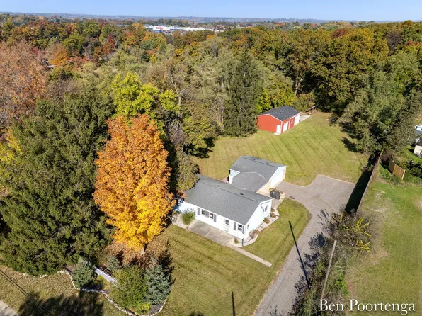 1895 Four Mile Rd NE, Grand Rapids, MI 49525
