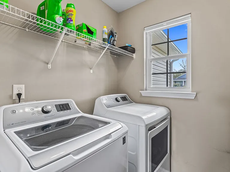 205 Long Neck Dr — Photo 21