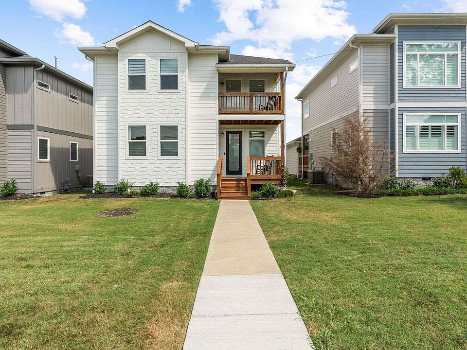 1st image of 606B Croley Dr