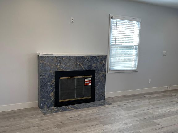 Living with fireplace