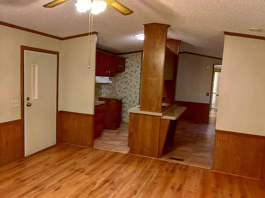 207 Patterson Rd — Photo 10