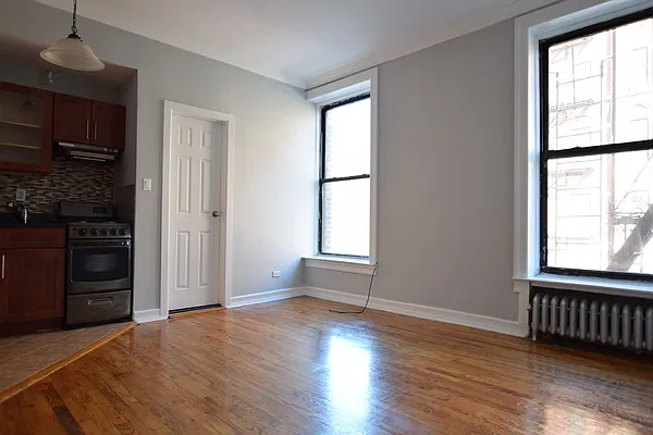 Rented by Uptown Flats LLC | media 1